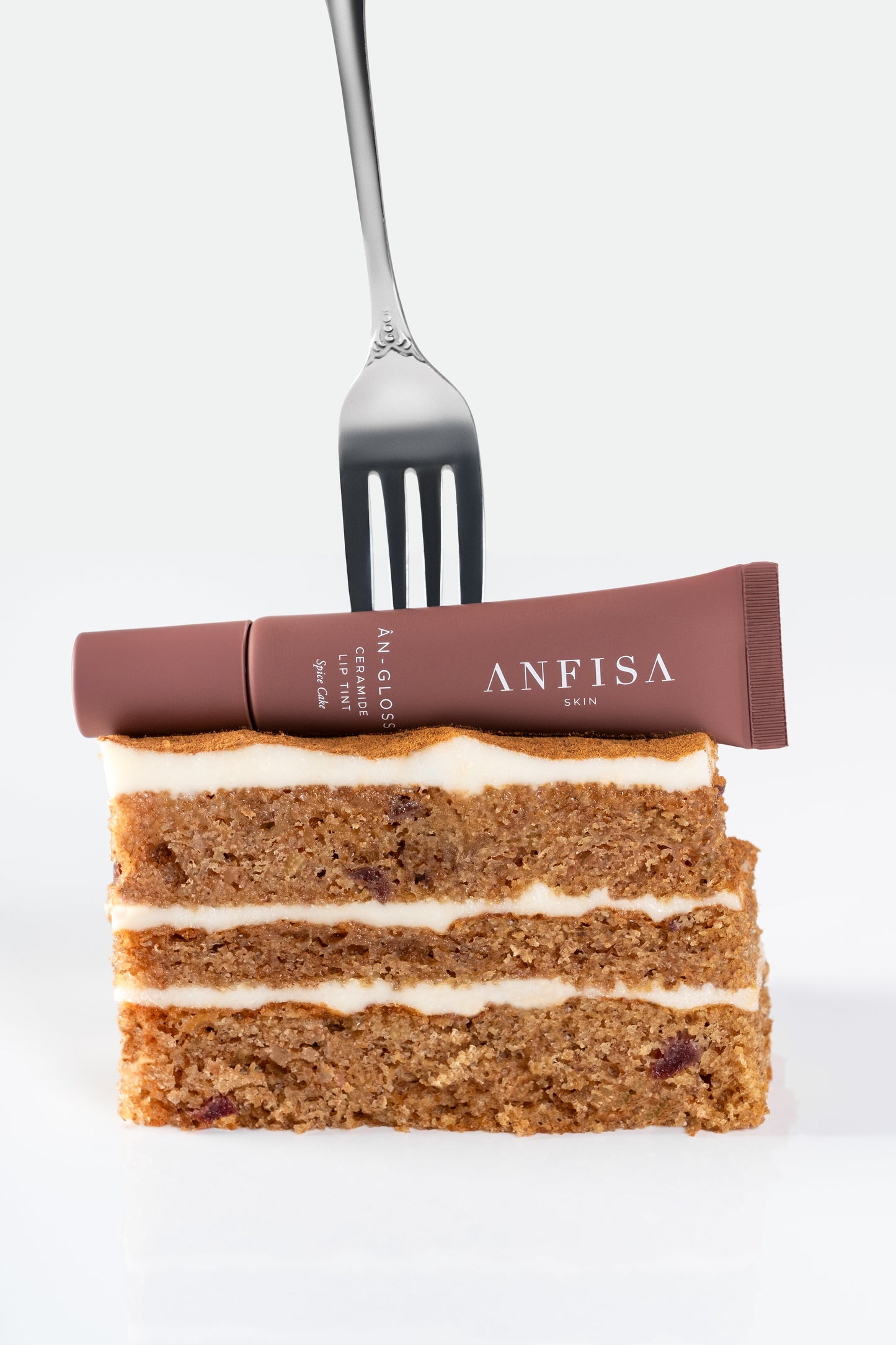 Anfisa An-Gloss spice cake